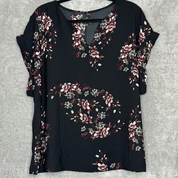 SHEIN Tops - Shein 2X Shirt Top Black Red Floral Flower Cap Short Sleeve Split Round Neck